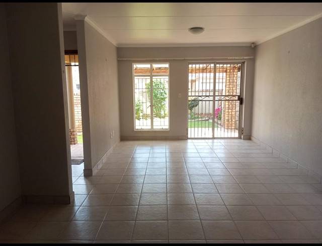 3 BEDROOM PROPERTY TO RENT IN PETERSFIELD